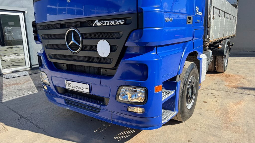 Mercedes-Benz Actros 1841 L 4x2 tipper - tarpaulin - euro 5 - Tipvogn lastbil: billede 2 Mercedes-Benz Actros 1841 L 4x2 tipper - tarpaulin - euro 5 - Tipvogn lastbil: billede 2