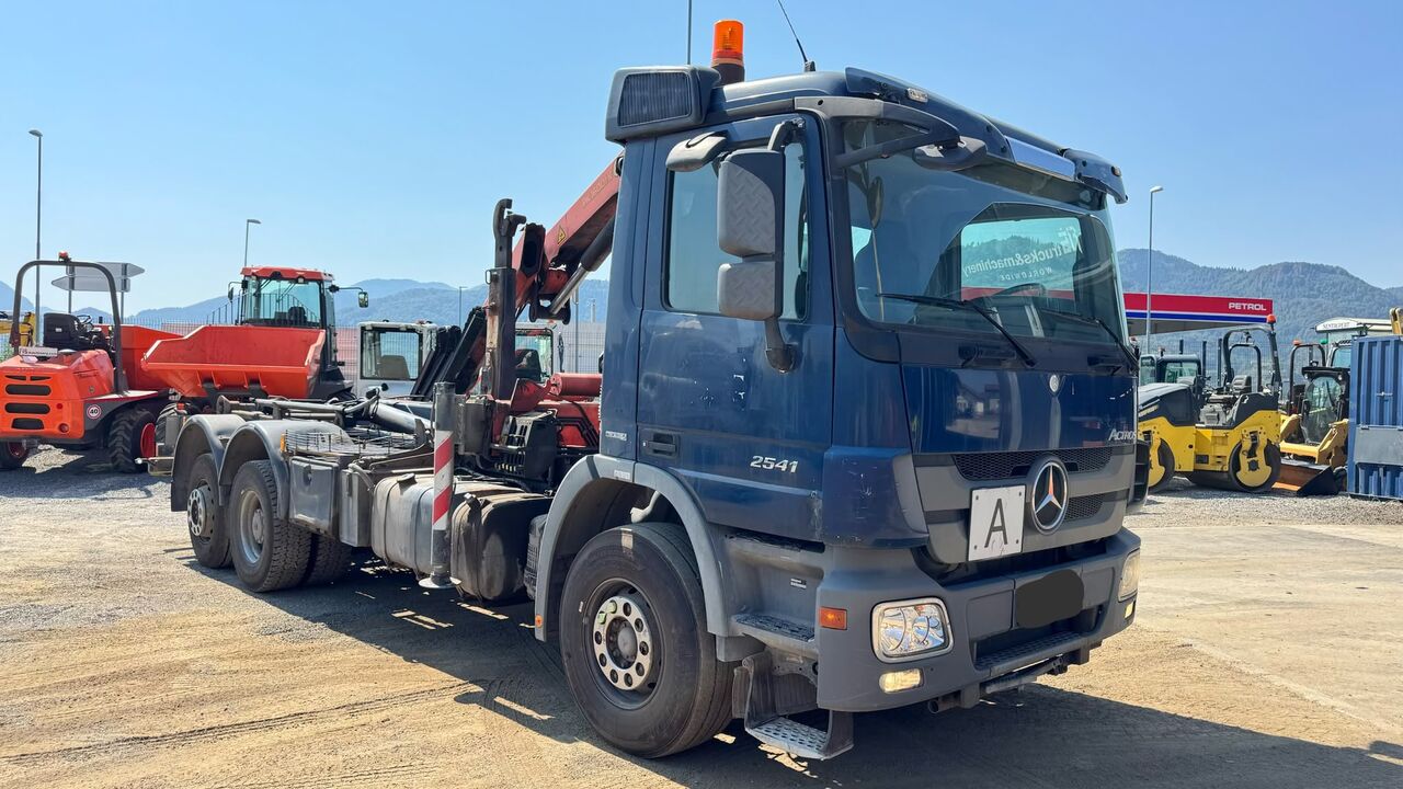 Mercedes-Benz Actros 2541 6x2 abroll tipper - PK16001 K 8M - Lastbil med kran: billede 3 Mercedes-Benz Actros 2541 6x2 abroll tipper - PK16001 K 8M - Lastbil med kran: billede 3