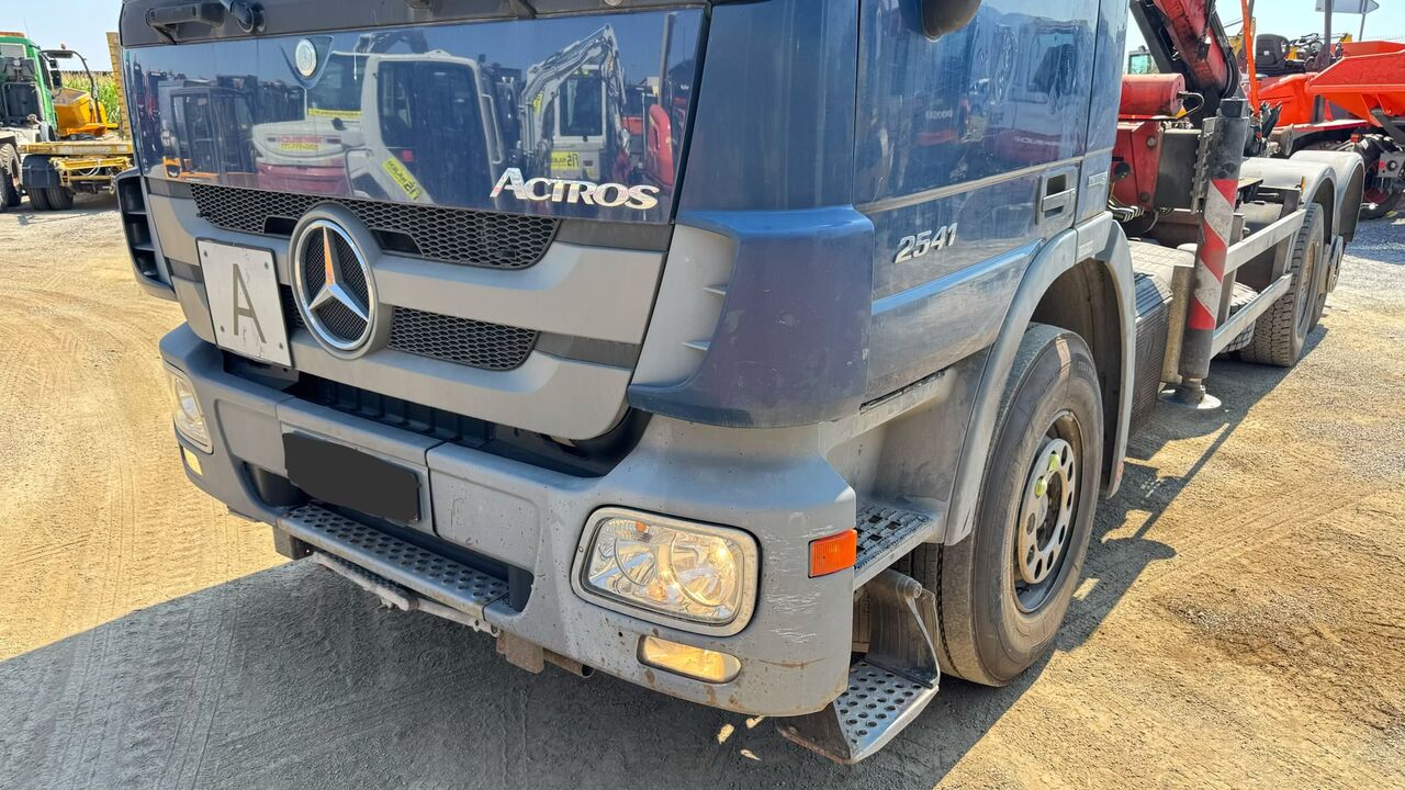 Mercedes-Benz Actros 2541 6x2 abroll tipper - PK16001 K 8M - Lastbil med kran: billede 2 Mercedes-Benz Actros 2541 6x2 abroll tipper - PK16001 K 8M - Lastbil med kran: billede 2