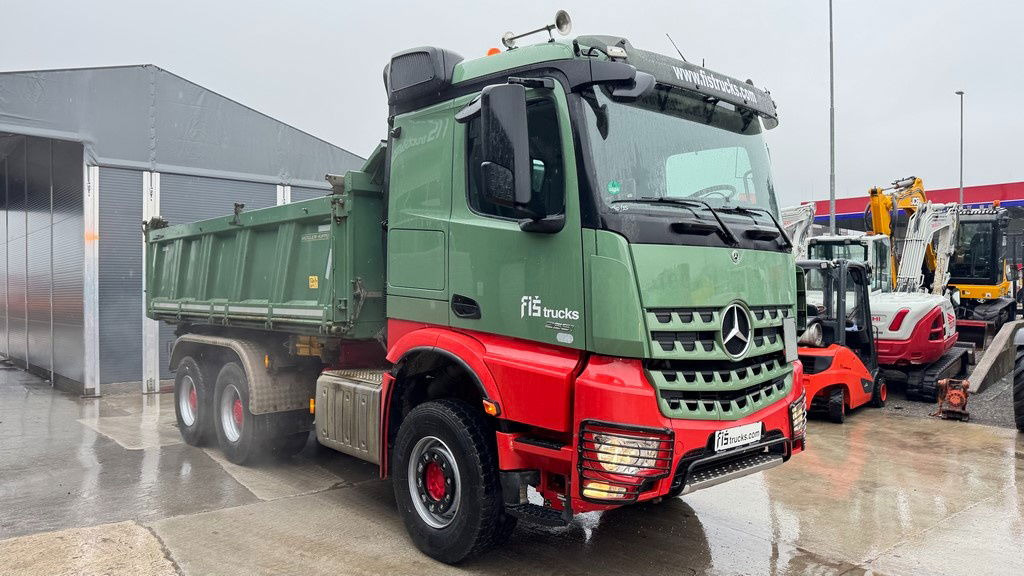 Mercedes-Benz Arocs 2651 6X4 meiller bordmatic tipper - Tipvogn lastbil: billede 3 Mercedes-Benz Arocs 2651 6X4 meiller bordmatic tipper - Tipvogn lastbil: billede 3
