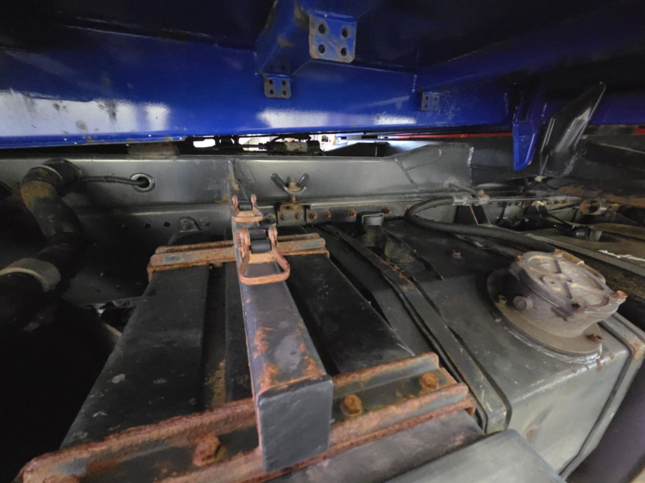 Mercedes-Benz Axor 1829 K 4x2 meiller tipper - crane PK8501 remote - Tipvogn lastbil: billede 3 Mercedes-Benz Axor 1829 K 4x2 meiller tipper - crane PK8501 remote - Tipvogn lastbil: billede 3