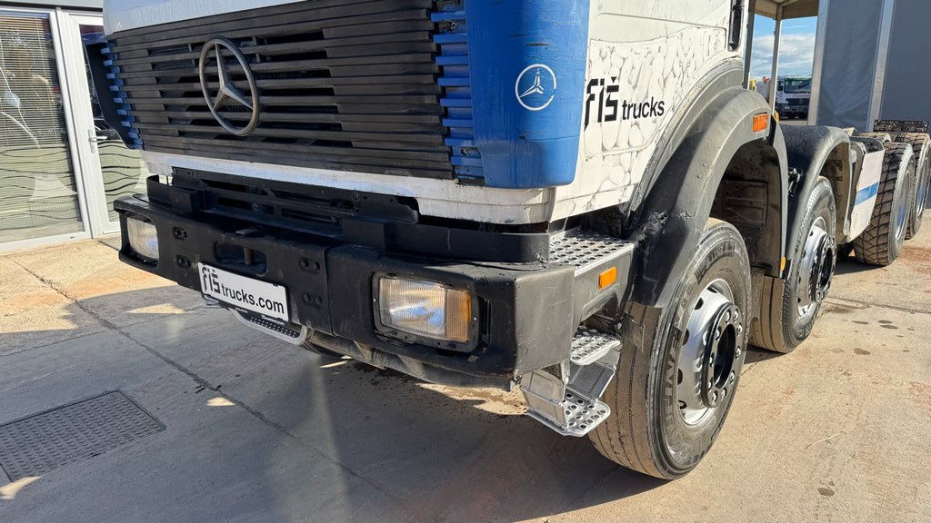 Mercedes-Benz SK 3234 8x4 chassis - Lastbil chassis: billede 2 Mercedes-Benz SK 3234 8x4 chassis - Lastbil chassis: billede 2