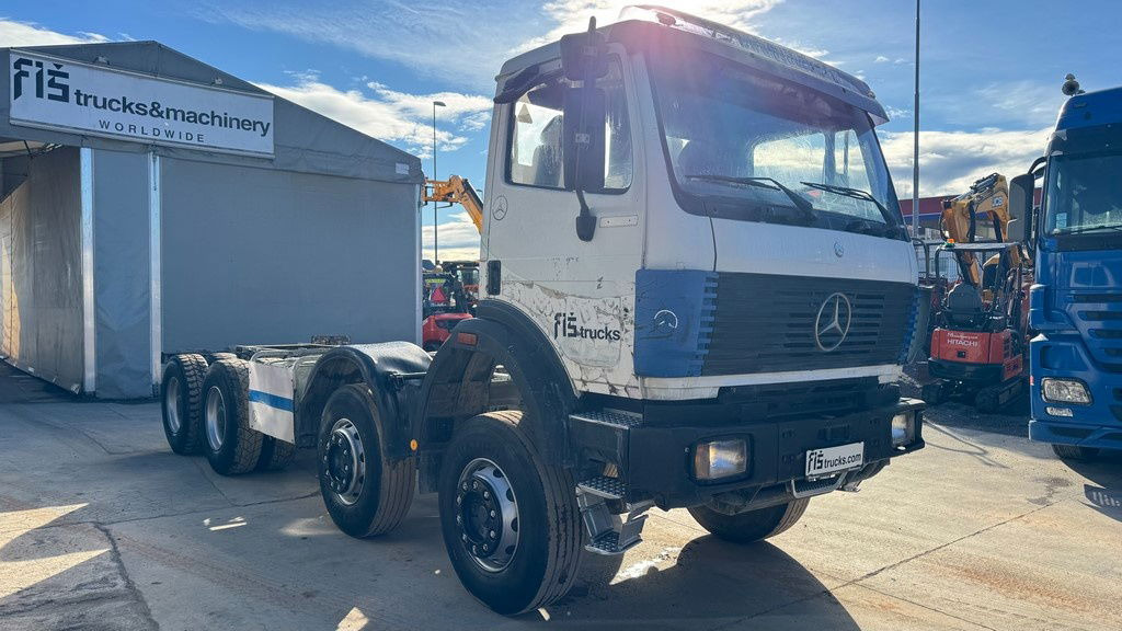 Mercedes-Benz SK 3234 8x4 chassis - Lastbil chassis: billede 3 Mercedes-Benz SK 3234 8x4 chassis - Lastbil chassis: billede 3