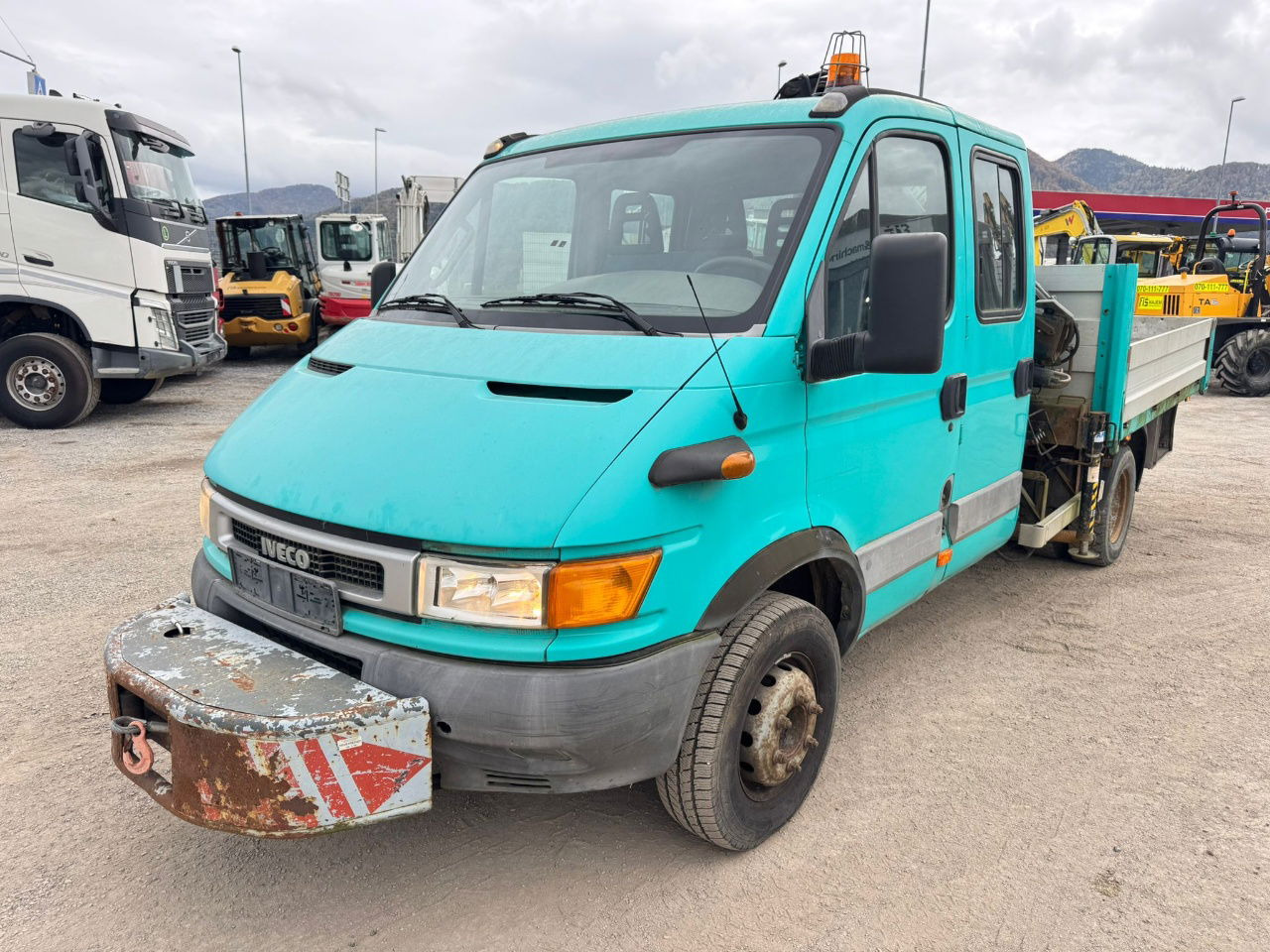 Iveco Daily 65 C15 stake body - Hiab 045-3 - 7.5M - Øvrig maskin: billede 1 Iveco Daily 65 C15 stake body - Hiab 045-3 - 7.5M - Øvrig maskin: billede 1