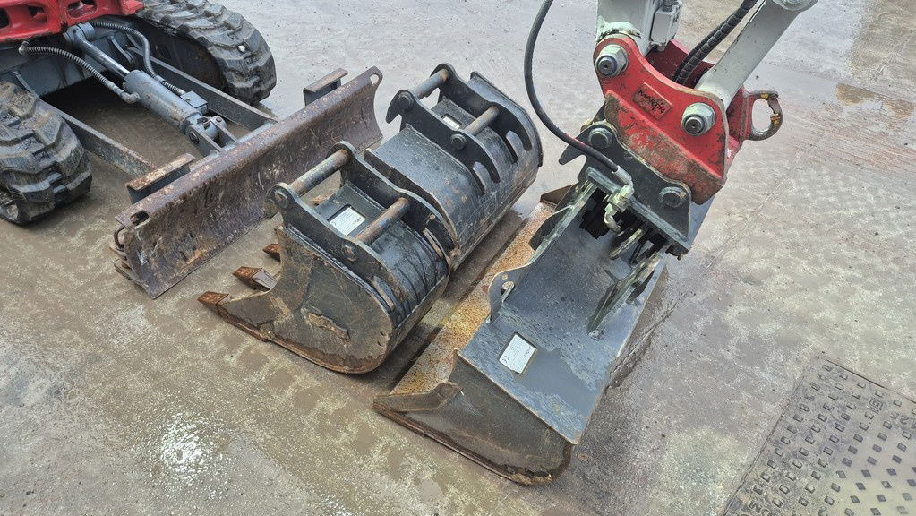 Takeuchi TB225 - 2021 Year - 1365 Hours - 3X Buckets - Minigravemaskine: billede 5 Takeuchi TB225 - 2021 Year - 1365 Hours - 3X Buckets - Minigravemaskine: billede 5