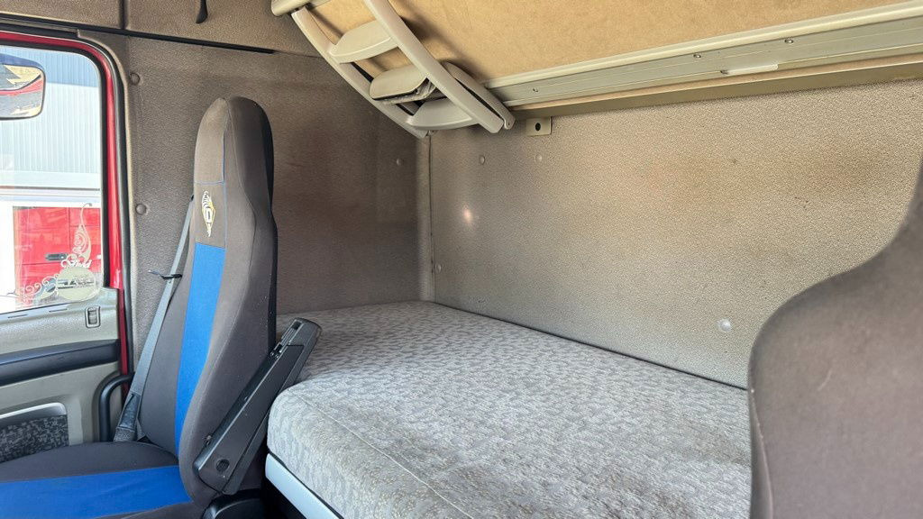 Leje en  DAF XF 105.460 4x2 tractor unit - tipp. hydr. DAF XF 105.460 4x2 tractor unit - tipp. hydr.: billede 25