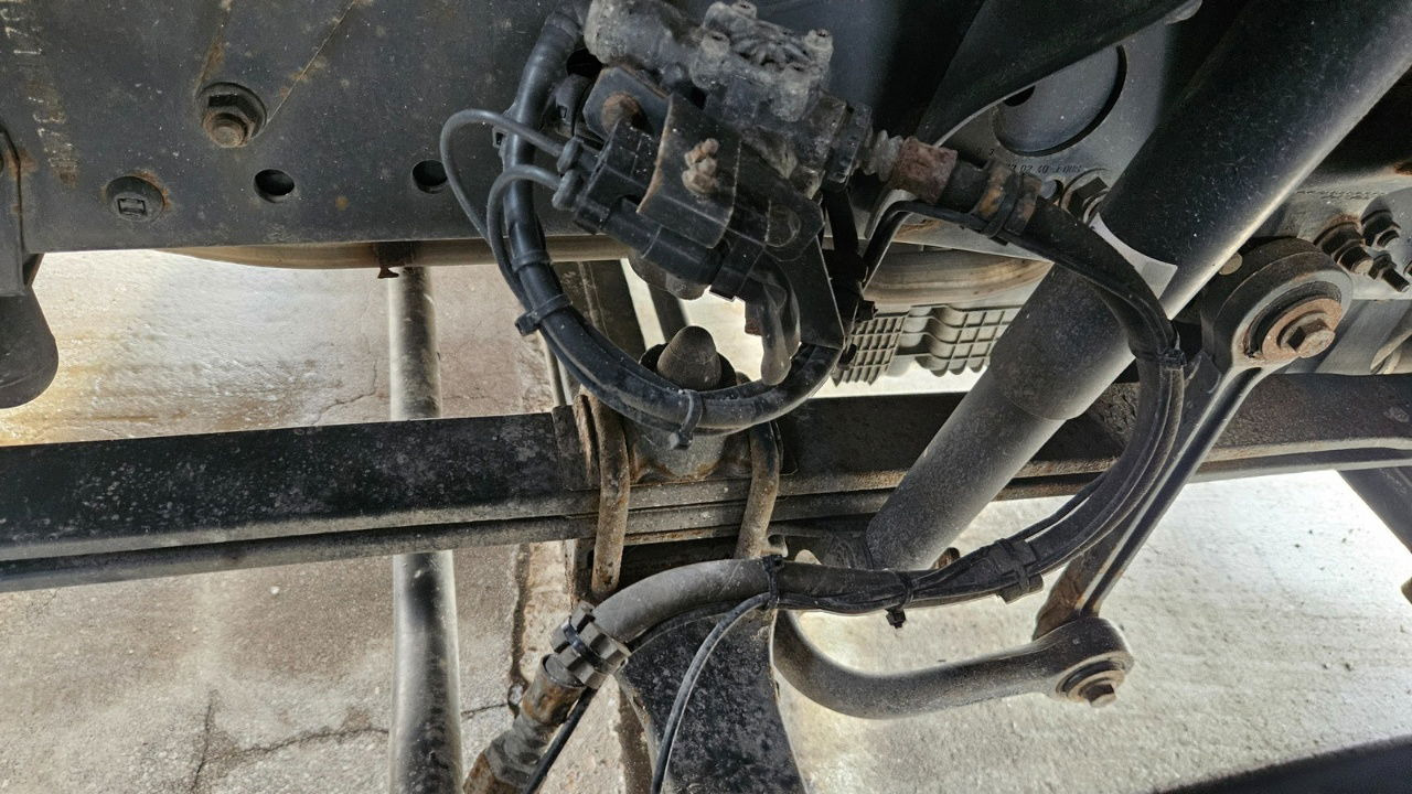 Leje en  Mercedes-Benz Actros 1841 4x2 tractor unit - retarder Mercedes-Benz Actros 1841 4x2 tractor unit - retarder: billede 7