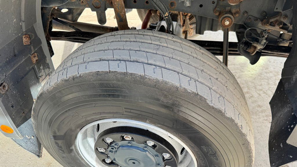 Mercedes-Benz Actros 2044 AS 4x4 spring - eps - tipp. hydr. - Trækker: billede 4 Mercedes-Benz Actros 2044 AS 4x4 spring - eps - tipp. hydr. - Trækker: billede 4