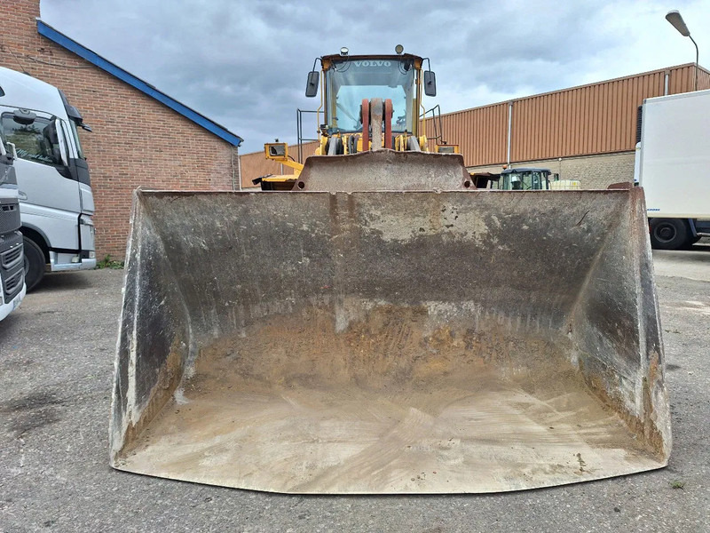 Volvo L220D - Gummihjulslæsser: billede 2 Volvo L220D - Gummihjulslæsser: billede 2