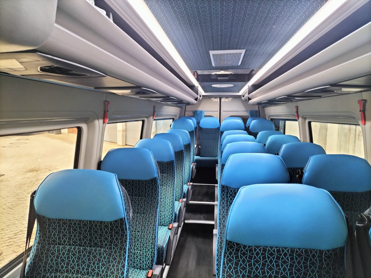 Mercedes Benz Sprinter 519cdi / Reisebus / ATOS 22+1+1 / Automatik / Telma / TV / Kühlschrank / USB - Minibus, Persontransport: billede 5 Mercedes Benz Sprinter 519cdi / Reisebus / ATOS 22+1+1 / Automatik / Telma / TV / Kühlschrank / USB - Minibus, Persontransport: billede 5