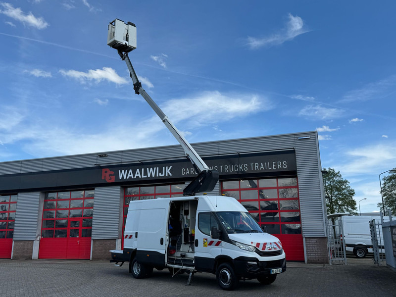 Iveco 70C15H 2 persoonslift, Electric/Hydraulic lift K 42 Hybrid - Varebil: billede 4 Iveco 70C15H 2 persoonslift, Electric/Hydraulic lift K 42 Hybrid - Varebil: billede 4