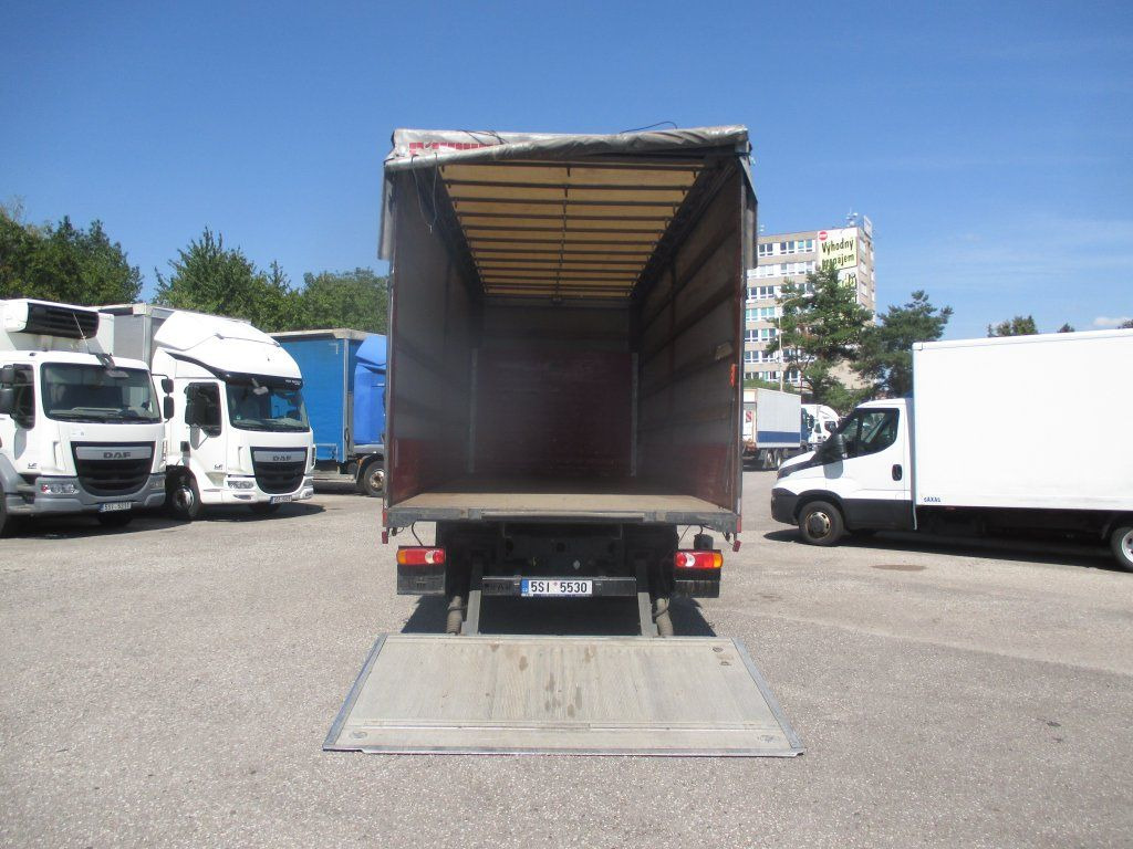DAF LF 260 - Lastbil med presenning: billede 4 DAF LF 260 - Lastbil med presenning: billede 4