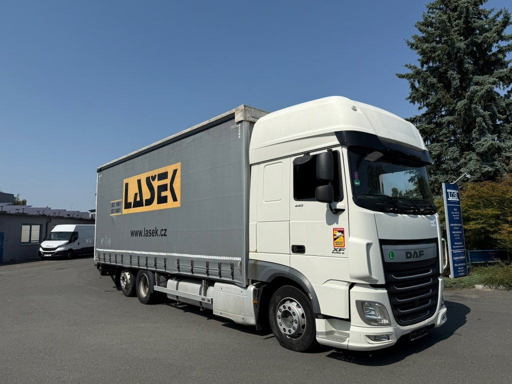 DAF XF440 EURO 6 6x2 + Agrikom - Lastbil med presenning: billede 2 DAF XF440 EURO 6 6x2 + Agrikom - Lastbil med presenning: billede 2