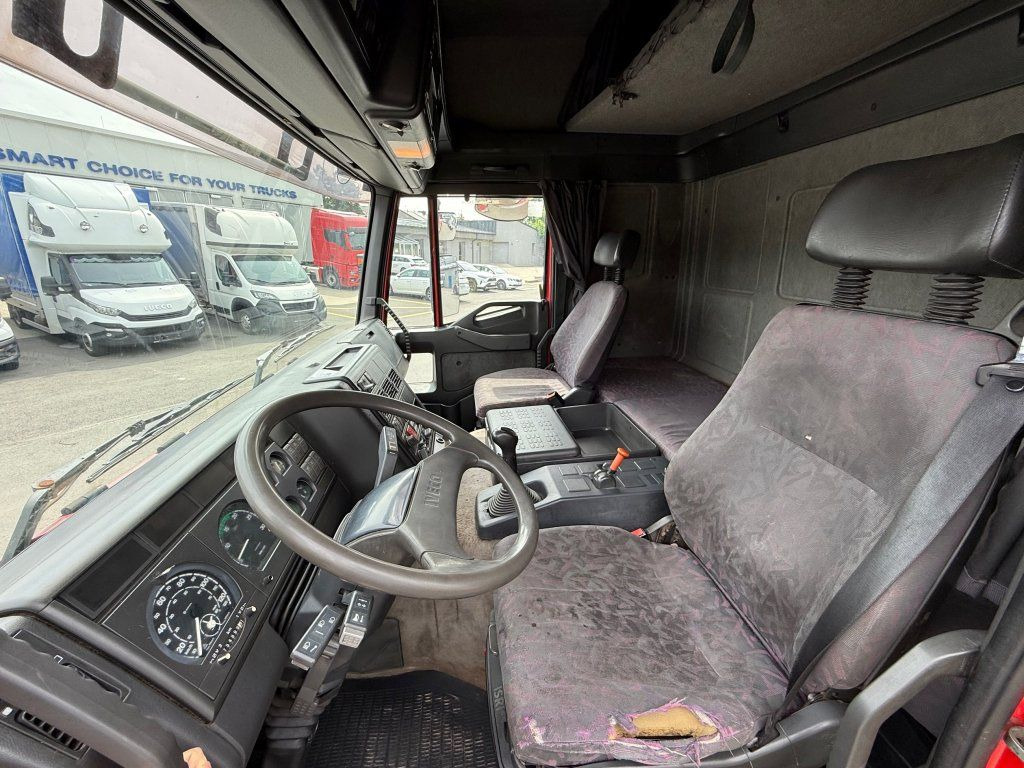 Leje en  Iveco 190E35 EURO 1 Kran PM10 Iveco 190E35 EURO 1 Kran PM10: billede 12