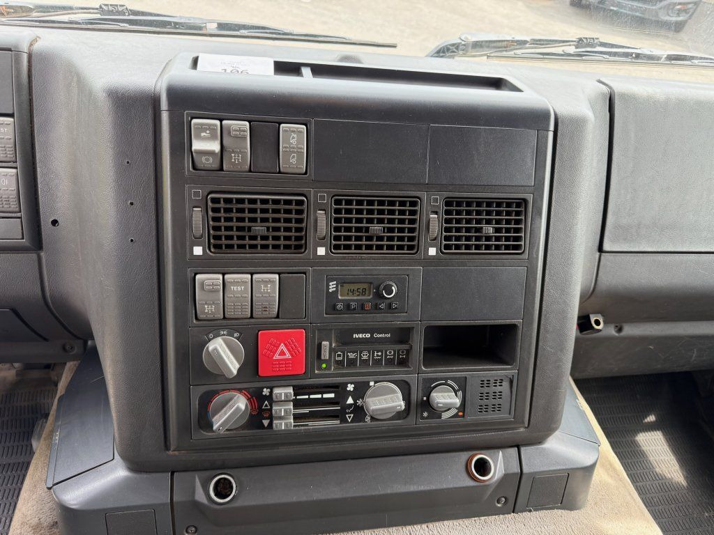 Leje en  Iveco 190E35 EURO 1 Kran PM10 Iveco 190E35 EURO 1 Kran PM10: billede 16