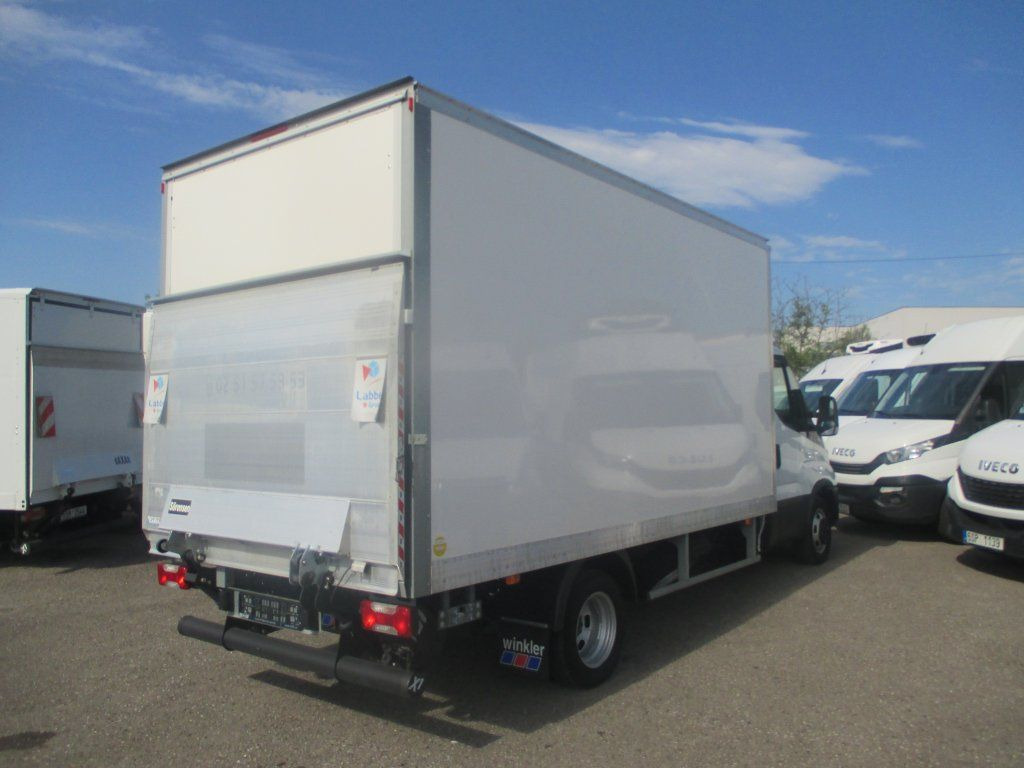 Iveco Daily 35C16 - Varebil med kasse: billede 4 Iveco Daily 35C16 - Varebil med kasse: billede 4
