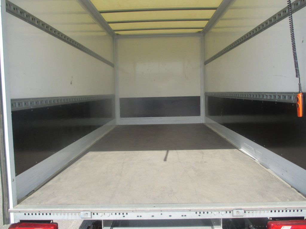 Varebil med kasse Iveco Daily 35C16: billede 9 Varebil med kasse Iveco Daily 35C16: billede 9