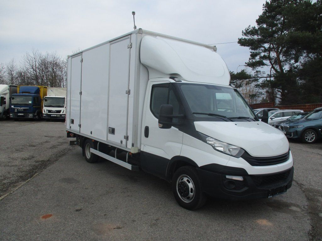 Iveco Daily 35C16 - Varebil med kasse: billede 3 Iveco Daily 35C16 - Varebil med kasse: billede 3