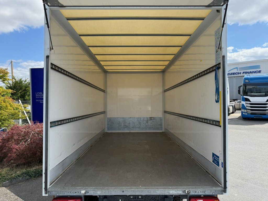 Leje en  Iveco Daily 35C16 Iveco Daily 35C16: billede 11