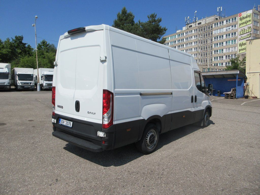 Iveco Daily 35S16 - Varevogn: billede 3 Iveco Daily 35S16 - Varevogn: billede 3