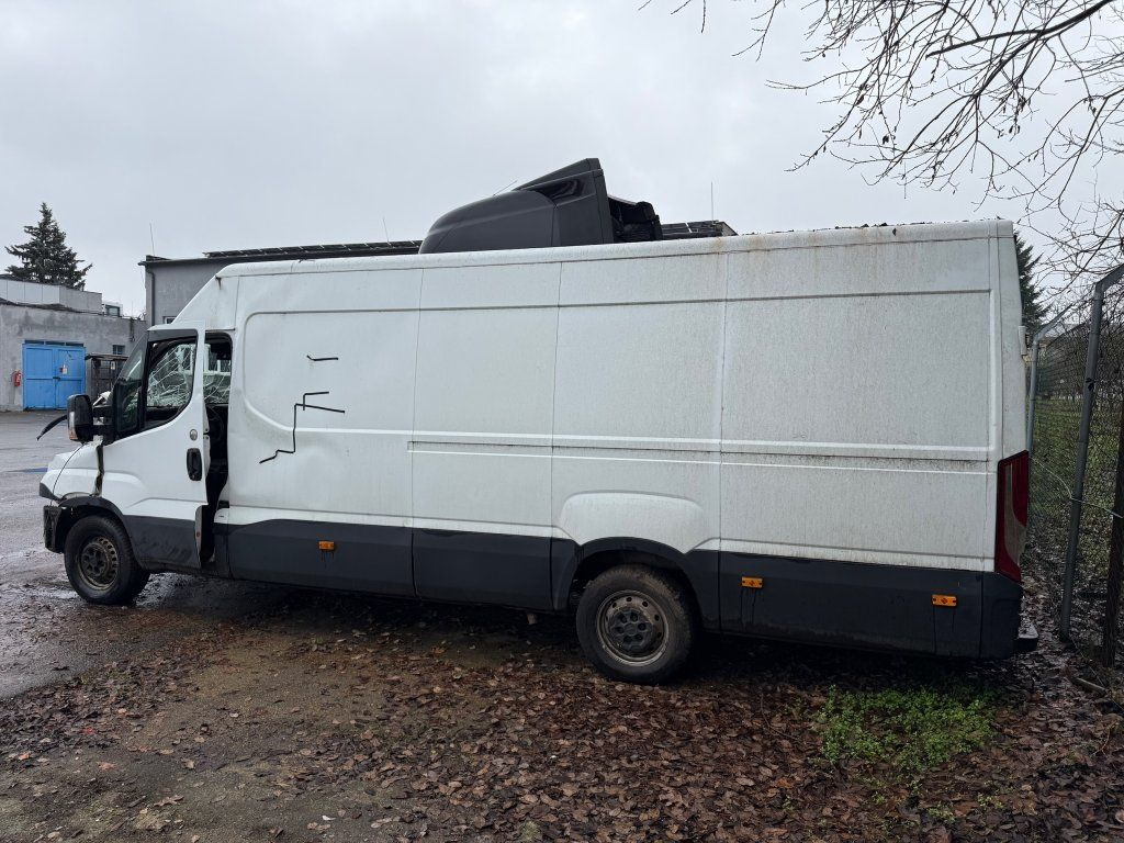 Iveco Daily 35S16 maxi Damaged - Varevogn: billede 5 Iveco Daily 35S16 maxi Damaged - Varevogn: billede 5