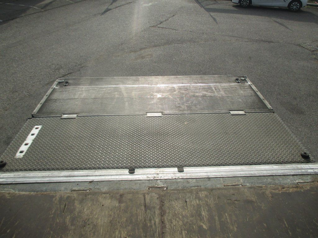 Kølevogn lastbil Renault D18 320: billede 12