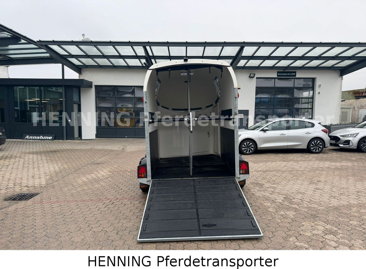 Böckmann 2 - Pferde Anhänger - Veetransport påhængsvogn: billede 5 Böckmann 2 - Pferde Anhänger - Veetransport påhængsvogn: billede 5