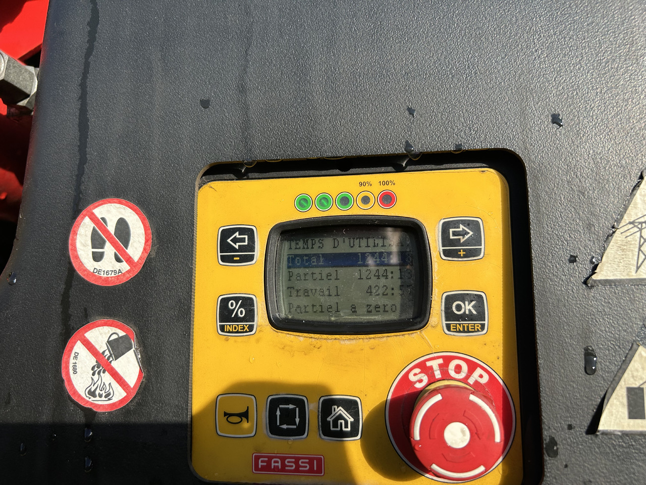 Leje en RENAULT C380 6X4 / FASSI F215A + REMOTE / ROTATOR RENAULT C380 6X4 / FASSI F215A + REMOTE / ROTATOR: billede 10 Leje en RENAULT C380 6X4 / FASSI F215A + REMOTE / ROTATOR RENAULT C380 6X4 / FASSI F215A + REMOTE / ROTATOR: billede 10