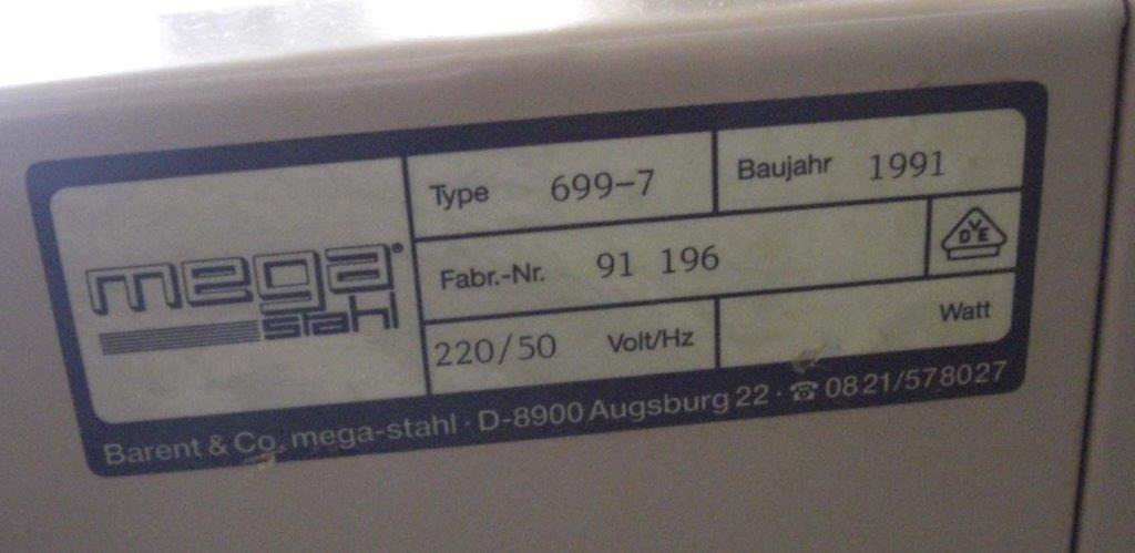 Mega steel cutter 699-2 on light table with waste box - Papir skæremaskine: billede 3 Mega steel cutter 699-2 on light table with waste box - Papir skæremaskine: billede 3