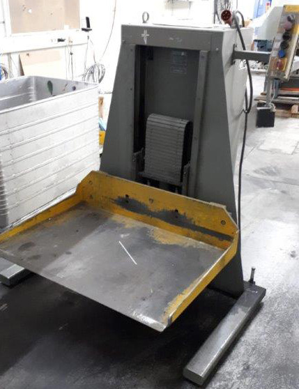 Pilelifter Polar Mohr L 600-W-3 with tub - Trykmaskine: billede 1 Pilelifter Polar Mohr L 600-W-3 with tub - Trykmaskine: billede 1