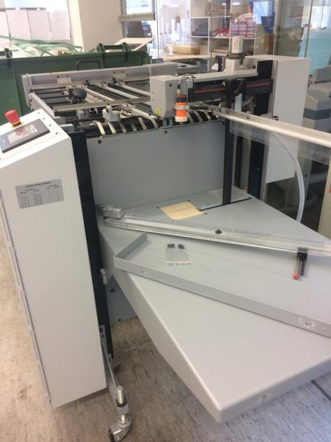 Tree FK-20 Solo Flat Stack Feeder - Falsemaskine: billede 3 Tree FK-20 Solo Flat Stack Feeder - Falsemaskine: billede 3