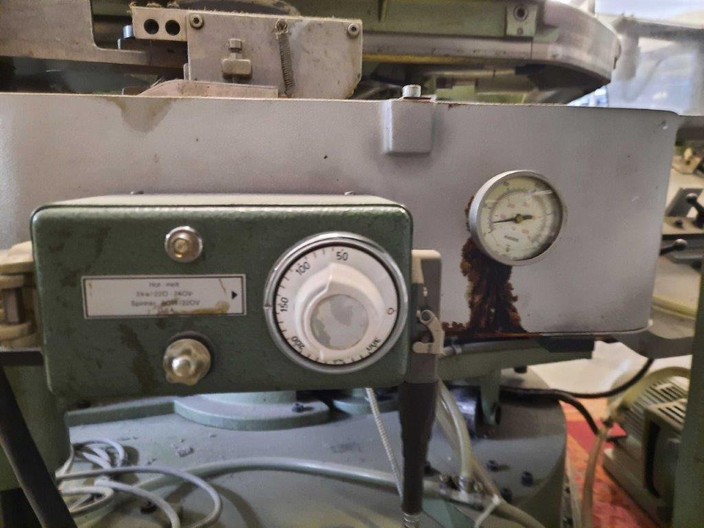 Four clamps Perfect binder Muller Martini Amigo Plus 1580.0410 - Indbindingsmaskine: billede 2 Four clamps Perfect binder Muller Martini Amigo Plus 1580.0410 - Indbindingsmaskine: billede 2