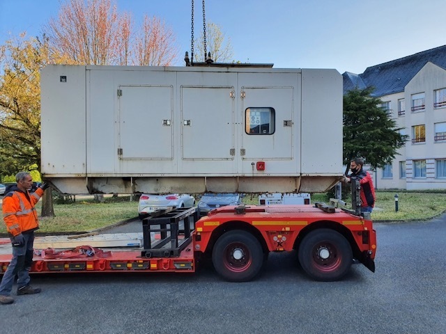 330 kVa Fg Wilson Perkins 2006 TWG2 - Strømgenerator: billede 1 330 kVa Fg Wilson Perkins 2006 TWG2 - Strømgenerator: billede 1