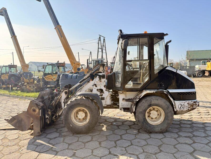 CAT 906 - Gummihjulslæsser: billede 4 CAT 906 - Gummihjulslæsser: billede 4