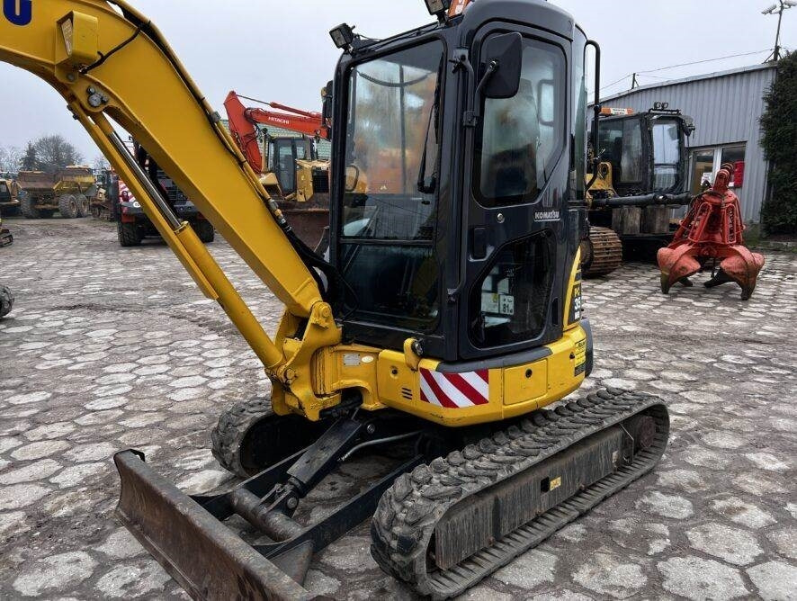 Komatsu PC35 MR-3 - Minigravemaskine: billede 2 Komatsu PC35 MR-3 - Minigravemaskine: billede 2