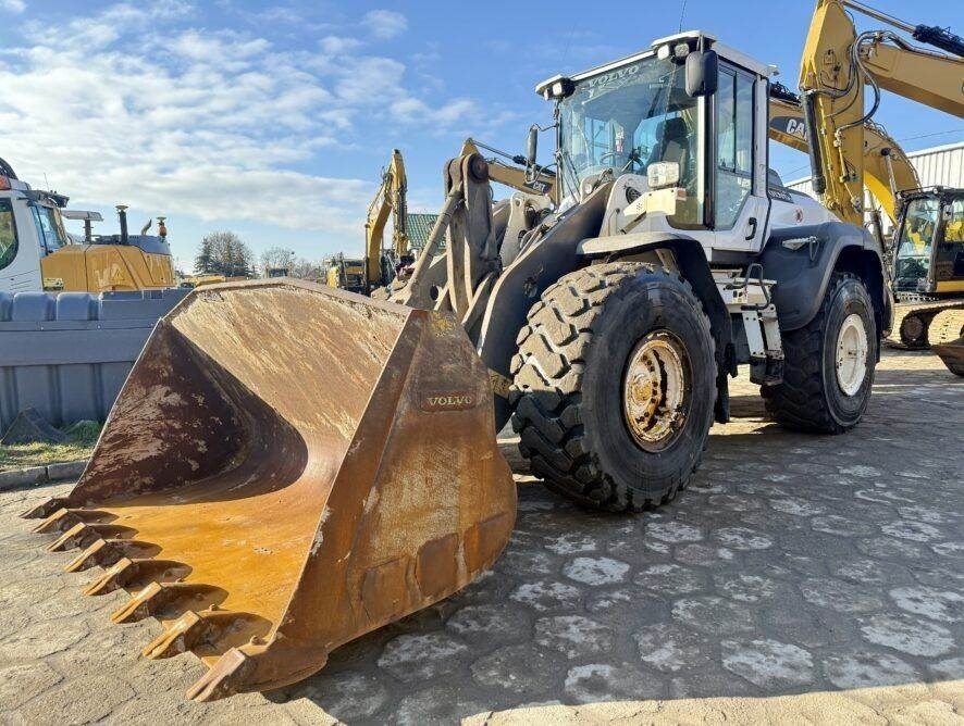 Volvo L120H - Gummihjulslæsser: billede 1 Volvo L120H - Gummihjulslæsser: billede 1