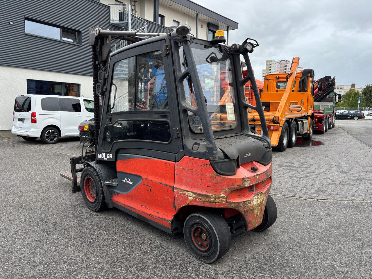 Linde E 50HL-01 Triplex Teleskopgabel - El gaffeltruck: billede 4 Linde E 50HL-01 Triplex Teleskopgabel - El gaffeltruck: billede 4