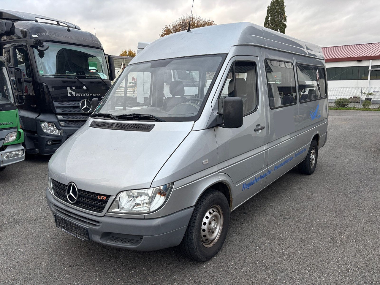 Mercedes-Benz 211 CDI 9 Sitze - Persontransport: billede 2 Mercedes-Benz 211 CDI 9 Sitze - Persontransport: billede 2