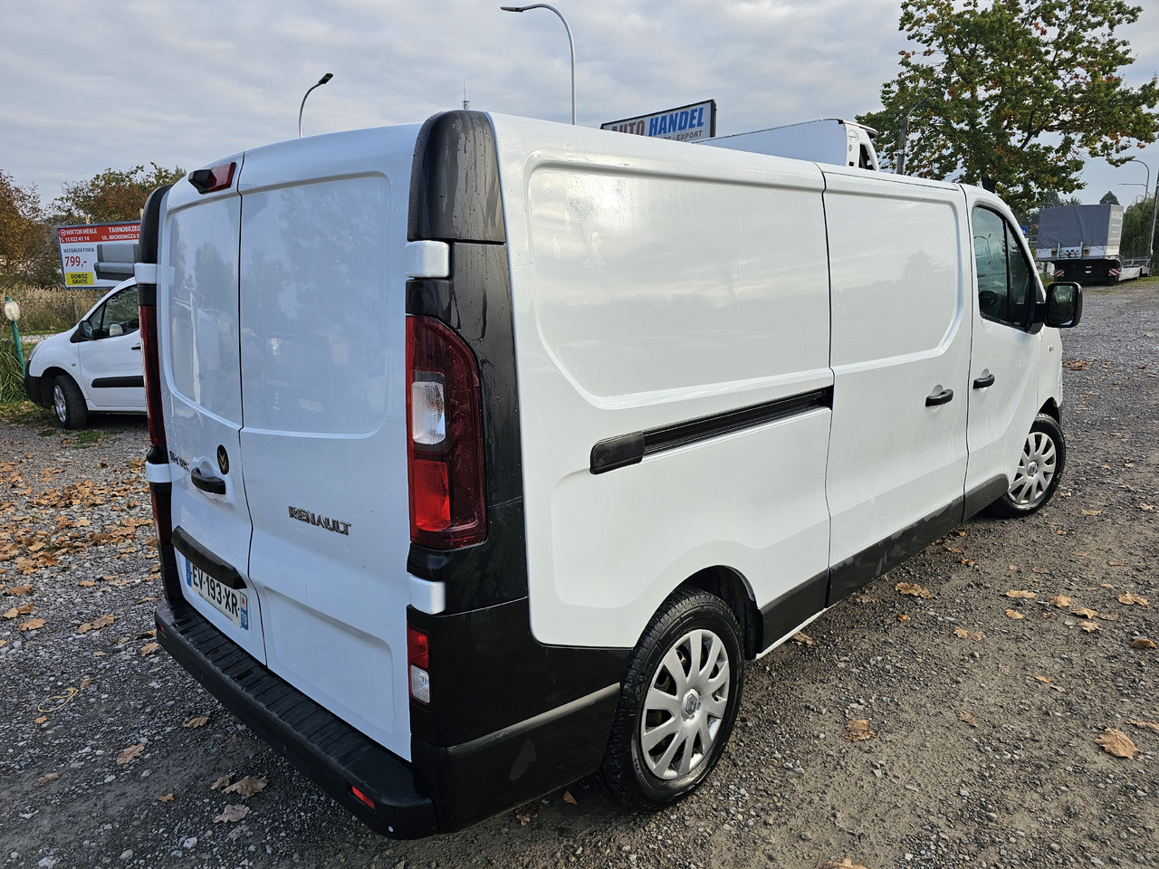 RENAULT TRAFIC MAXI LONG CHLODNIA MROZNIA CARRIER+230V KLIMA NAVI KAMERA EURO6 - Kølebil: billede 5 RENAULT TRAFIC MAXI LONG CHLODNIA MROZNIA CARRIER+230V KLIMA NAVI KAMERA EURO6 - Kølebil: billede 5