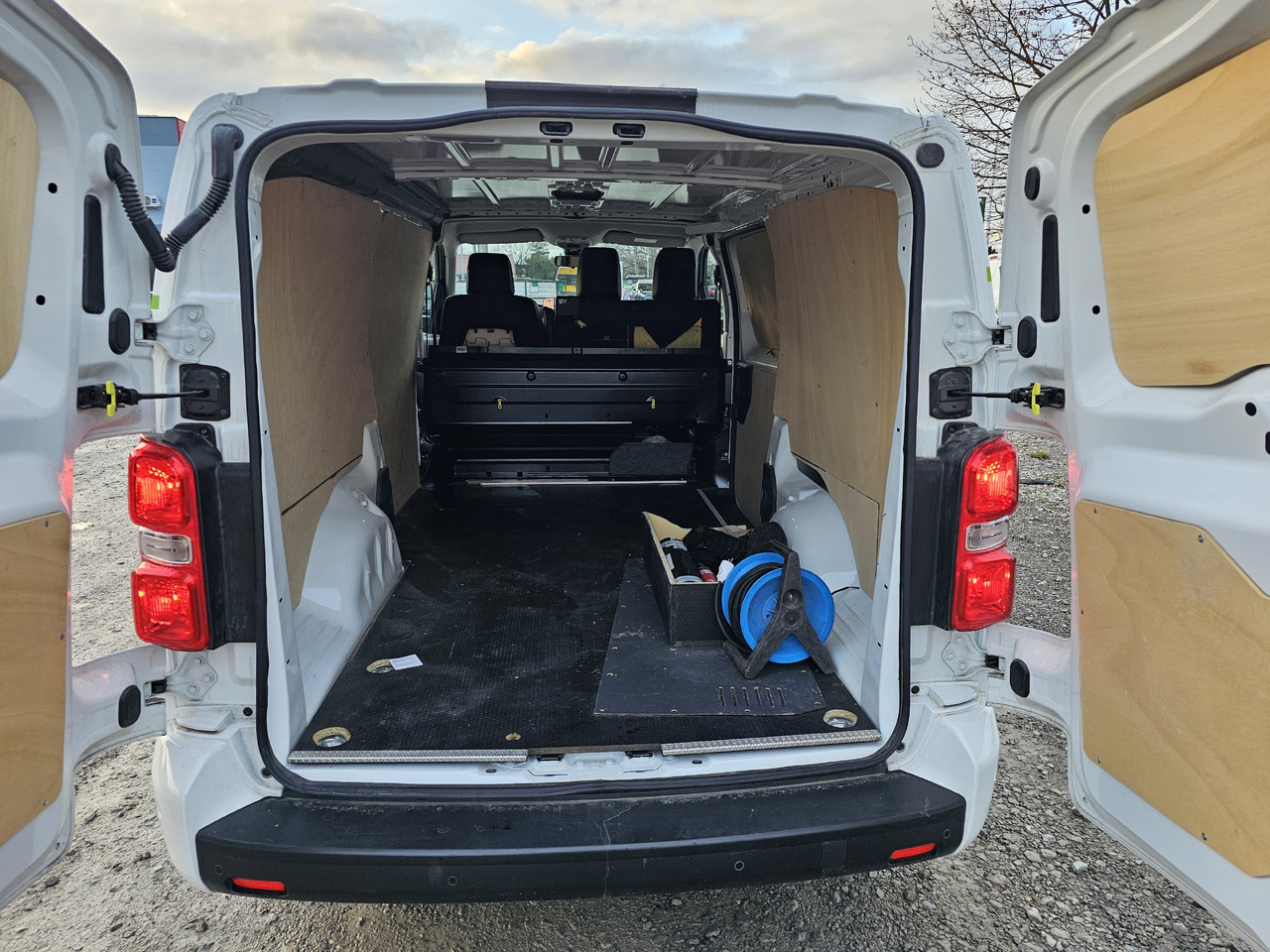 TOYOTA PROACE LONG ELECTRIC 75 KWH KLIMA NAVI KAMERA - Små varebil, El-varebil: billede 3 TOYOTA PROACE LONG ELECTRIC 75 KWH KLIMA NAVI KAMERA - Små varebil, El-varebil: billede 3