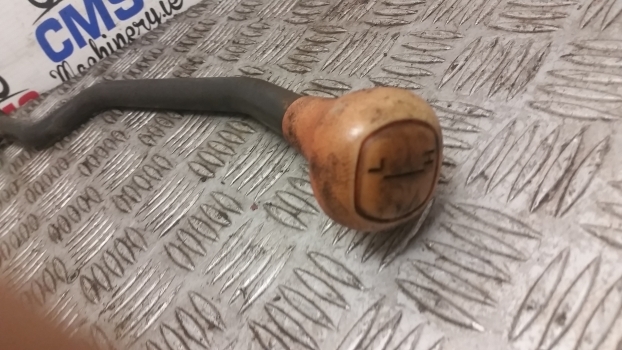 Ford 30 S 3430, 3930, 4630, 5030 Transmission Control Lever E9nn7202ab, 81874727 - Gearstang for Traktor: billede 4 Ford 30 S 3430, 3930, 4630, 5030 Transmission Control Lever E9nn7202ab, 81874727 - Gearstang for Traktor: billede 4