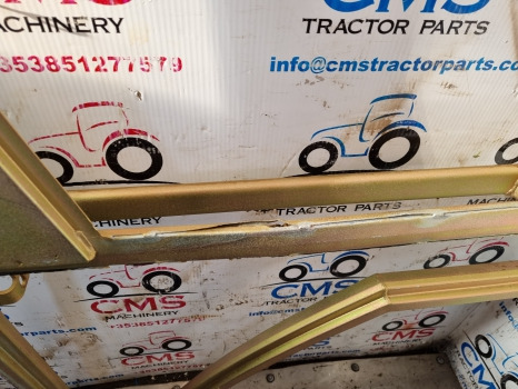 Dør og reservedele Ford 655, 550, 555 Loader, Digger, Cab Door Frame Lhs 83918765: billede 8