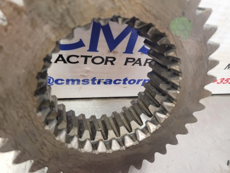 Ford Tw15, Tw20, 8530, 8630 Transmission Coupling Gear Z38 D8nn7106ba, 83913519 - Transmission: billede 4 Ford Tw15, Tw20, 8530, 8630 Transmission Coupling Gear Z38 D8nn7106ba, 83913519 - Transmission: billede 4