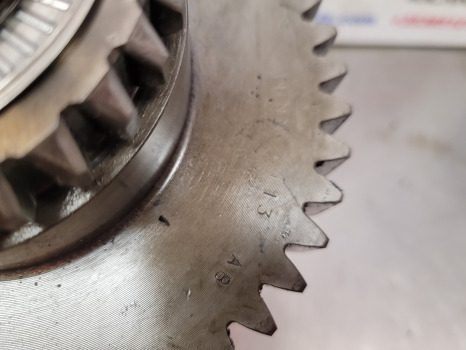 Ford Tw20, Tw15, 8530 Transmission Shaft Gear Z 20x46x27 D8nn7113ab - Transmission: billede 4 Ford Tw20, Tw15, 8530 Transmission Shaft Gear Z 20x46x27 D8nn7113ab - Transmission: billede 4