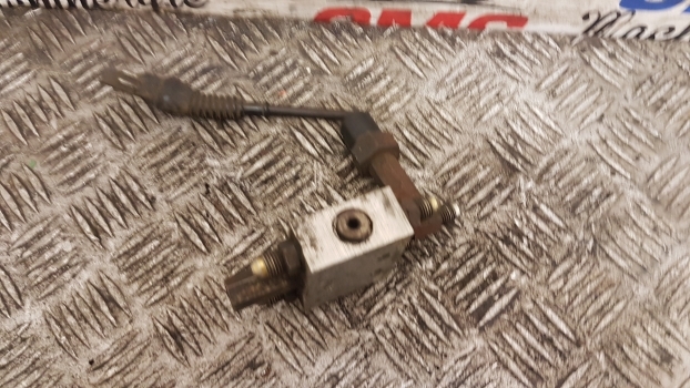 Landini Mythos Series 115 Hydraulic Valve And Sensor - Hydraulisk ventil for Traktor: billede 5 Landini Mythos Series 115 Hydraulic Valve And Sensor - Hydraulisk ventil for Traktor: billede 5