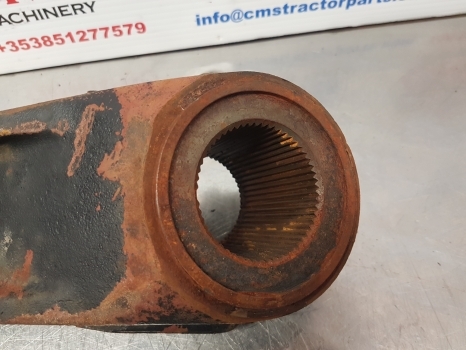 Massey Ferguson 4255, 4220 4000, 4100 Series Cross Shaft Lift Arm Rhs 3817639m91 - Hydraulik for Traktor: billede 2 Massey Ferguson 4255, 4220 4000, 4100 Series Cross Shaft Lift Arm Rhs 3817639m91 - Hydraulik for Traktor: billede 2