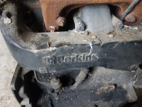 Massey Ferguson 4255, 4245, 3160, 6140, 6150 Engine Intake Manifold 3640983m91 - Indsugningsmanifold for Traktor: billede 5 Massey Ferguson 4255, 4245, 3160, 6140, 6150 Engine Intake Manifold 3640983m91 - Indsugningsmanifold for Traktor: billede 5