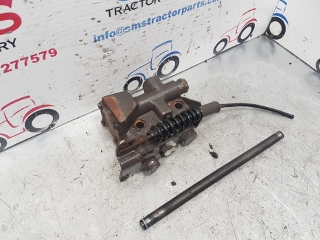 Massey Ferguson 690, 698, 699 Lift Cover Hydraulic Selector Valve - Hydraulisk ventil for Traktor: billede 2 Massey Ferguson 690, 698, 699 Lift Cover Hydraulic Selector Valve - Hydraulisk ventil for Traktor: billede 2