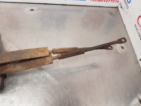 Massey Ferguson 690, 8650, 460 Draft Position Controls 1679918m91, 1679927m93 - Hydraulik for Traktor: billede 5 Massey Ferguson 690, 8650, 460 Draft Position Controls 1679918m91, 1679927m93 - Hydraulik for Traktor: billede 5