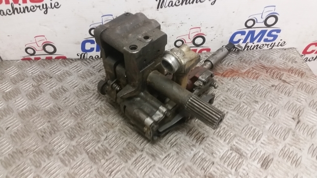 Massey Ferguson Hydraulic Lift Pump 1868429m1, 1869963m3, 1869961m1 - Hydraulikpumpe for Traktor: billede 2 Massey Ferguson Hydraulic Lift Pump 1868429m1, 1869963m3, 1869961m1 - Hydraulikpumpe for Traktor: billede 2
